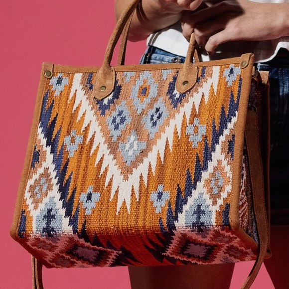 Urban Haven Handbags - Western Shoulder Tote  Design Stylish Multicolor Bag NWT